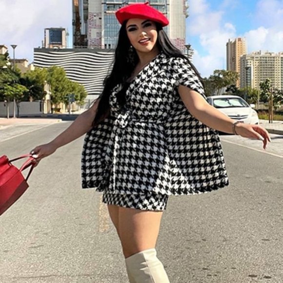 Houndstooth Cape Jacket - Picture 2 of 9